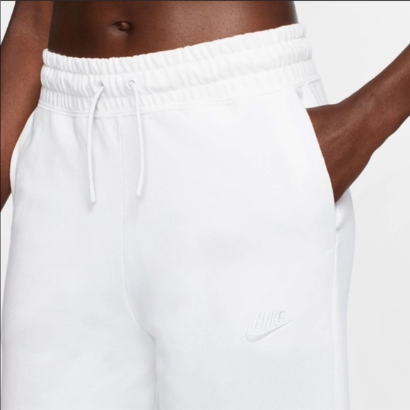 Nike Cropped Pants - Picture 5 of 8